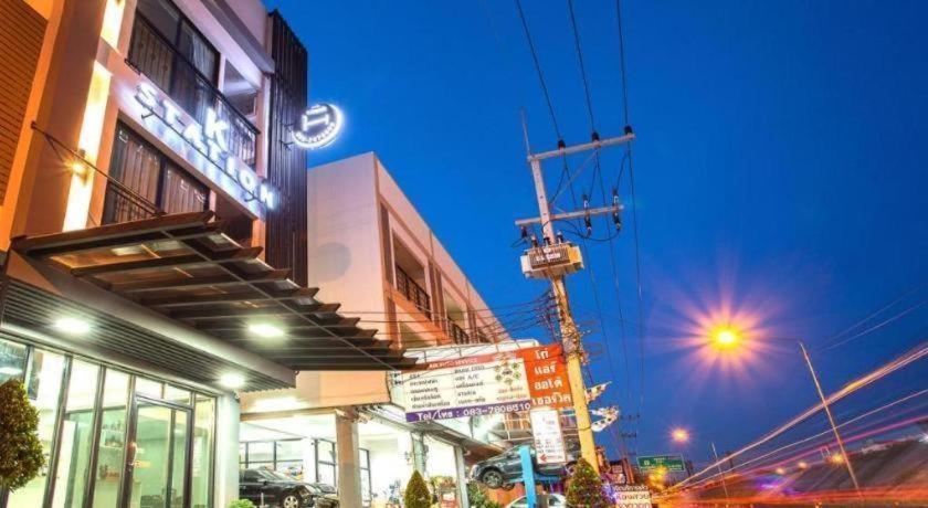 K Station Pattaya Otel Dış mekan fotoğraf