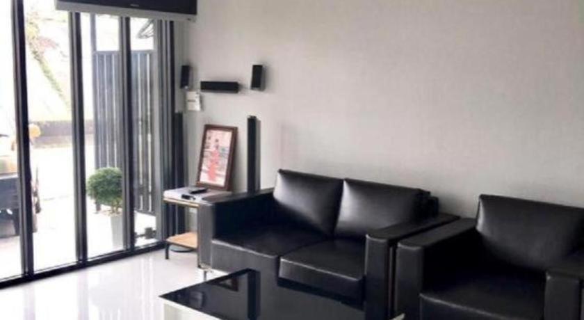 K Station Pattaya Otel Dış mekan fotoğraf